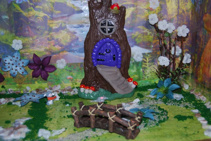 DIY Fairy Hobbit House Decoration - Paint Your Own Craft Kit DIY Fairy Hobbit House Decoration - Paint Your Own Craft Kit - Image 6